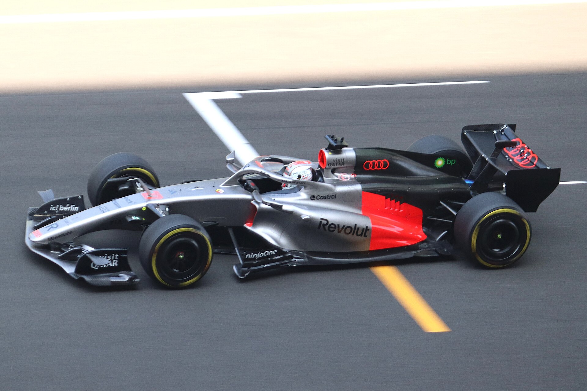 Nico Hülkenberg driving the Audi R26